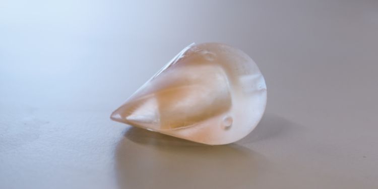 The 3D-printed oloid.