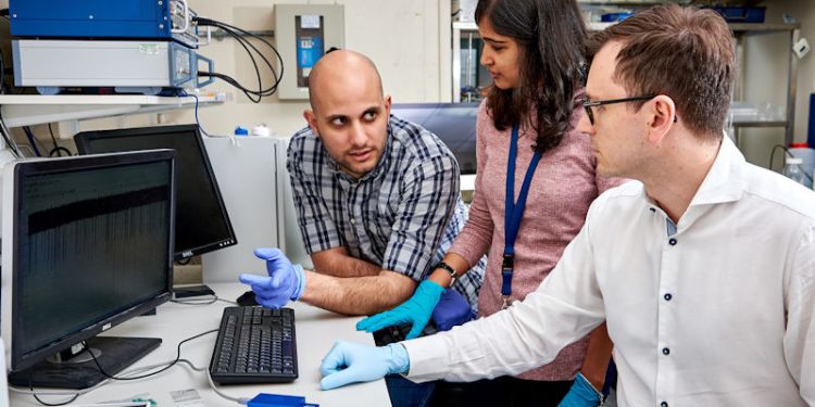 Dr Paolo Actis and postgraduate researchers