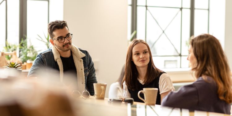 Students relaxing in a cafe