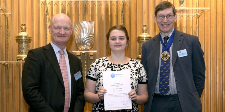 Graduate wins prestigious Salters’ Award